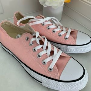 Converse Women’s 7.5